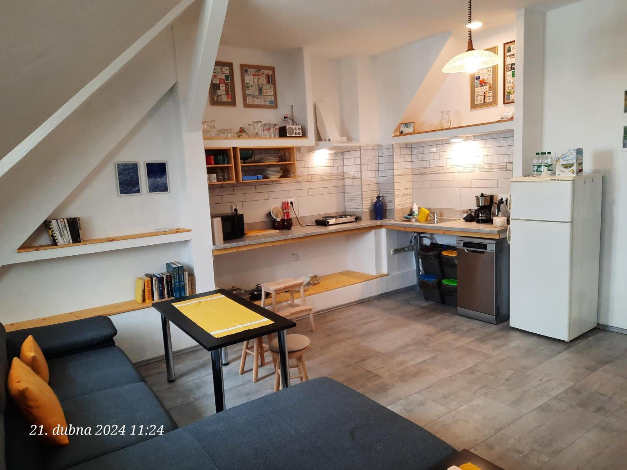 Skromny V Centru Chebu, 3. Floor 海布
